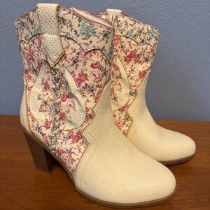 Torrid Cowboy Boots, Size 9